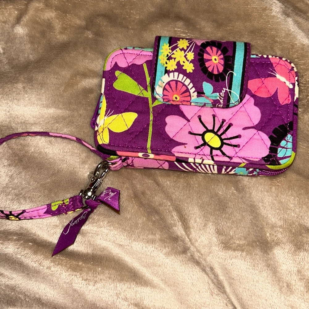 ⭐️Vera Bradley wristlet